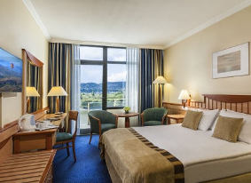 Проживание